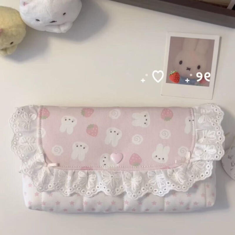 Strawberry Huller - Cartoon Erdbeer-Miffy-Kaninchen Stifttasche Kawaii Rosa Aufklappbares