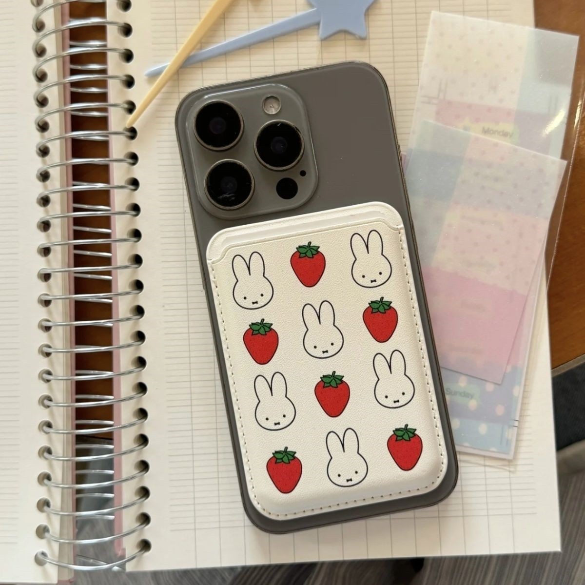 Kawaii Miffy Kaninchen Magneti – Strawberry Huller Bewertung und Preis